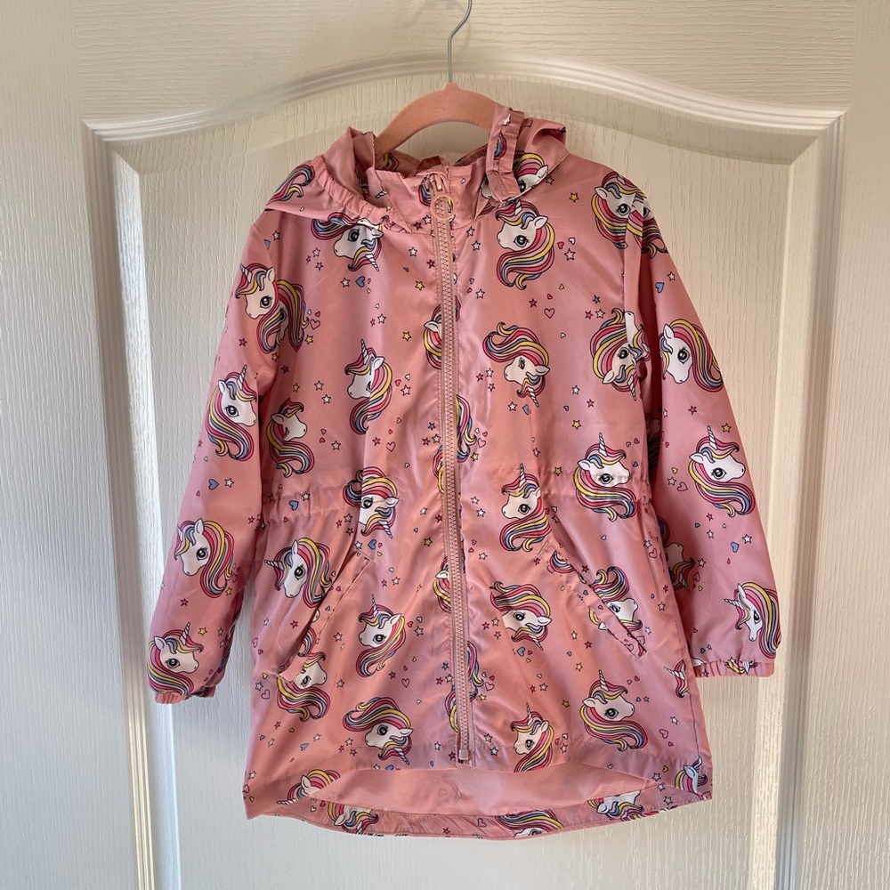 Girl  unicorns wind coat